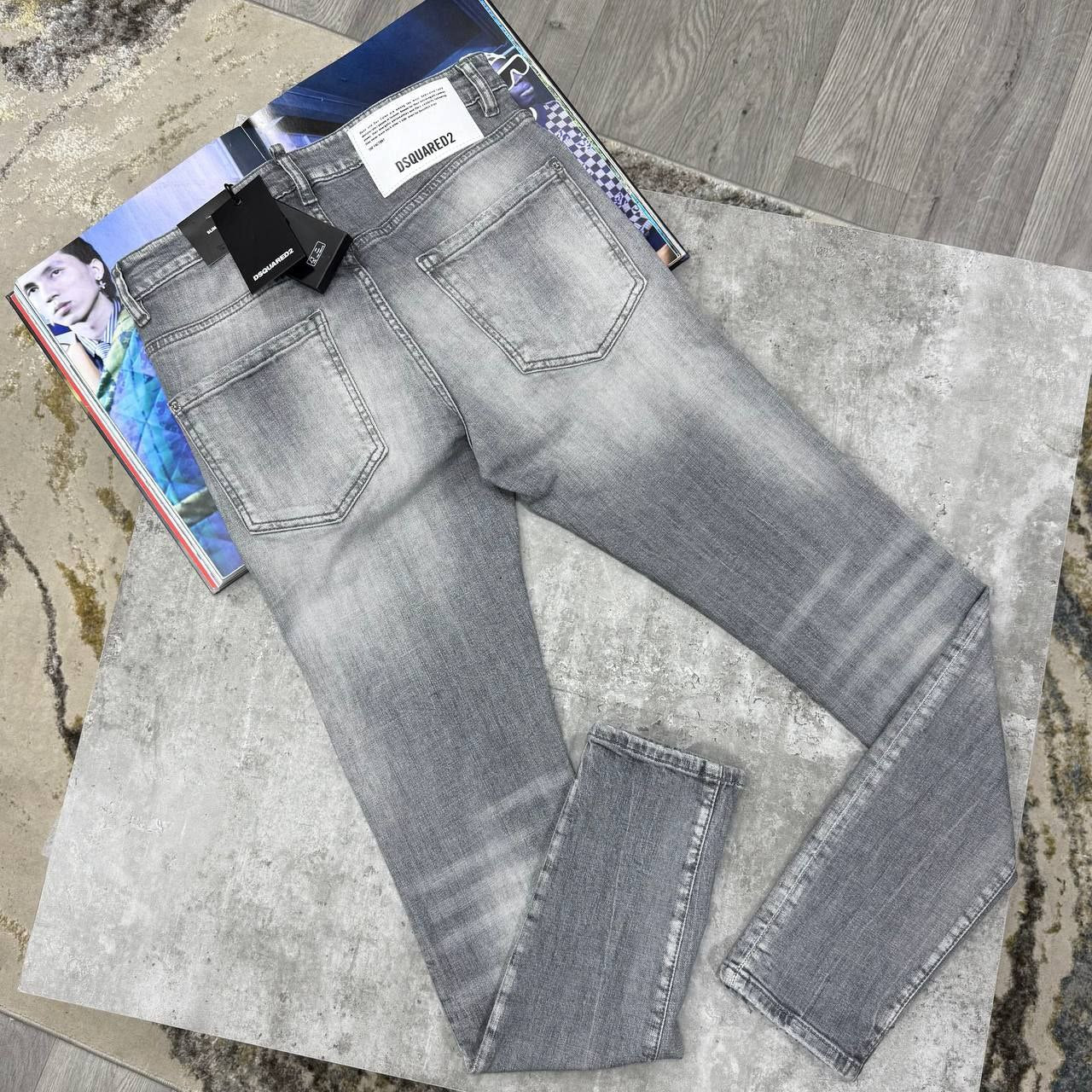 D2 Grey Jeans