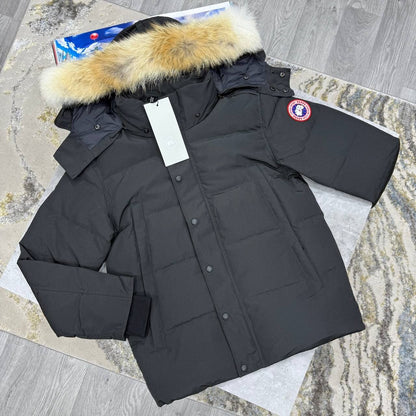 Can Goose Black Parka Jacket