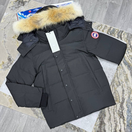 Can Goose Black Parka Jacket