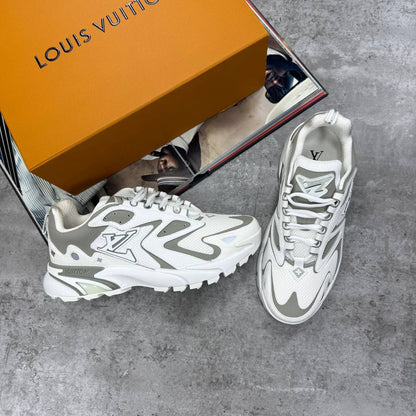 LV Running Tatic Trainer