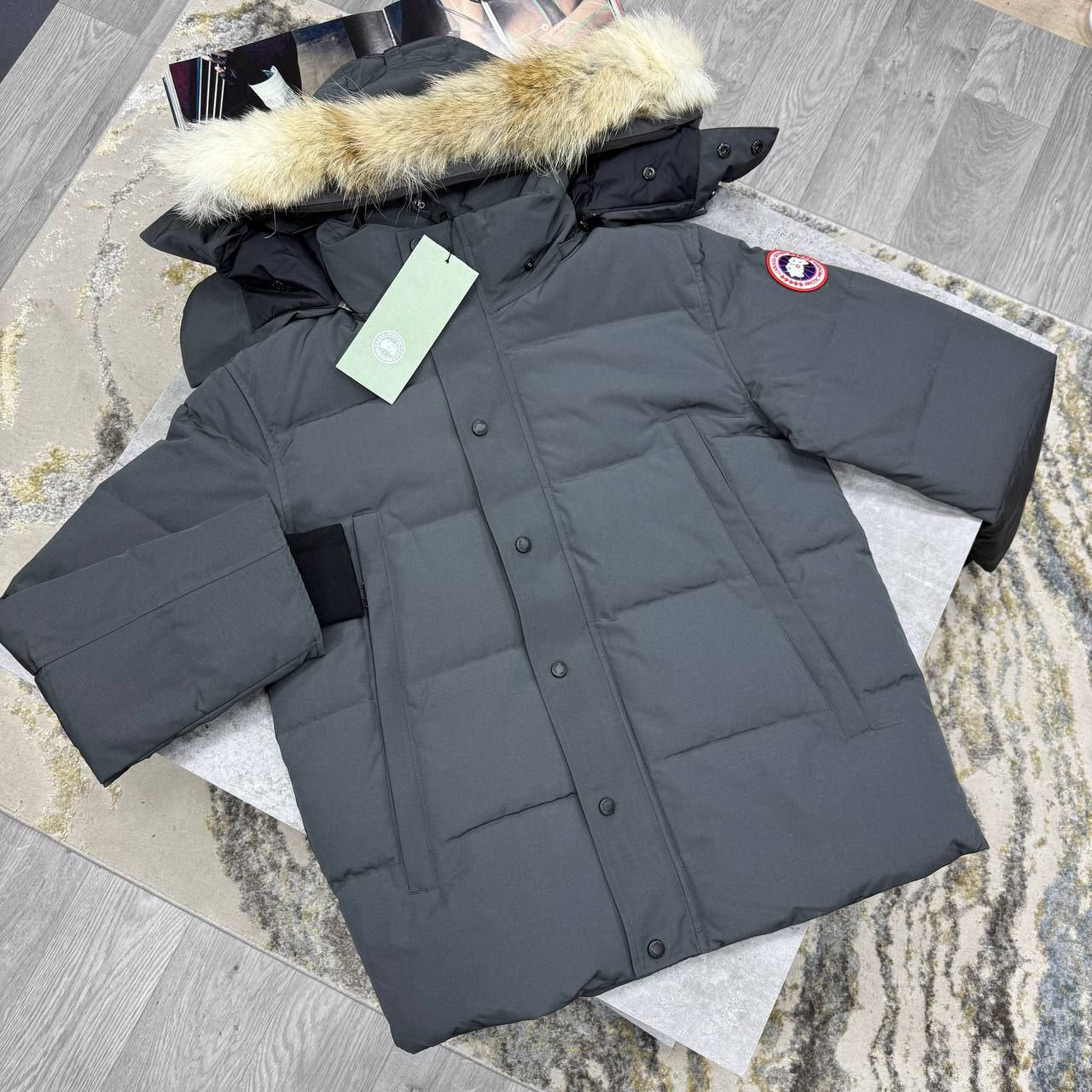 Can Goose Grey Parka Jacket